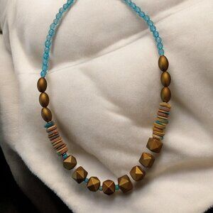 Olives in the Tropics. Olive and aqua beaded choker